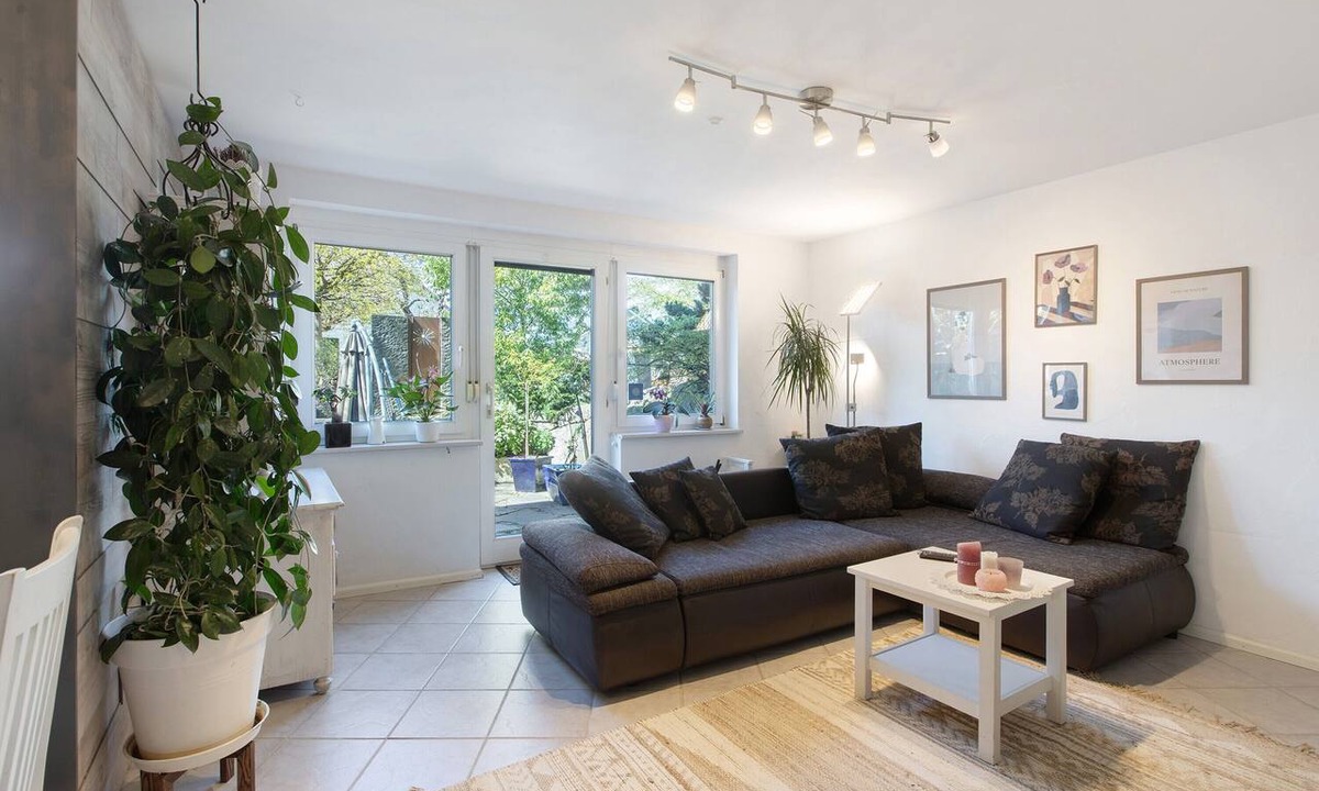 Adelhausen Apartment | Quiet Holiday Apartment with Gym, E-car charging station, Private Terrace with BBQ and fast Wi-Fi!