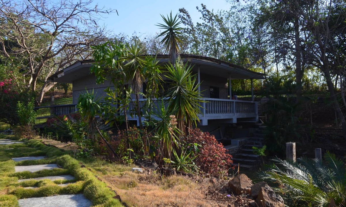 Wadgaon Cottage | Quiet, peaceful location, ideal for romantic getaways and family vacations alike