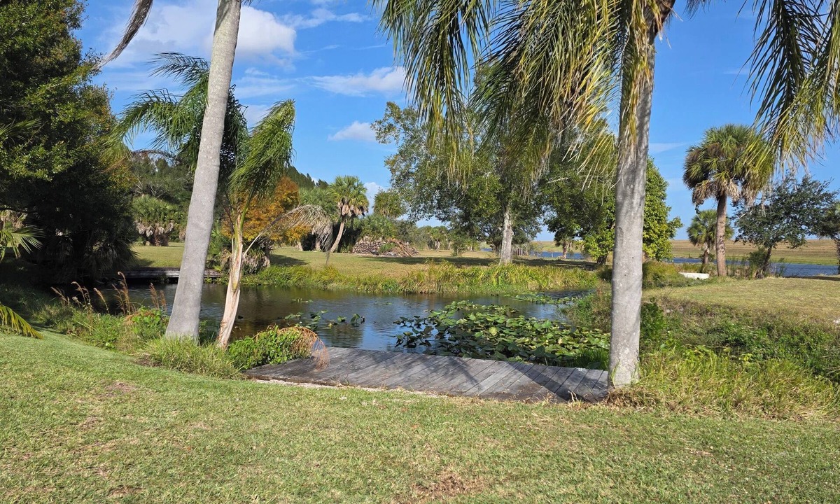Okeechobee House | Quiet, Peaceful Retreat On Lake Okeechobee