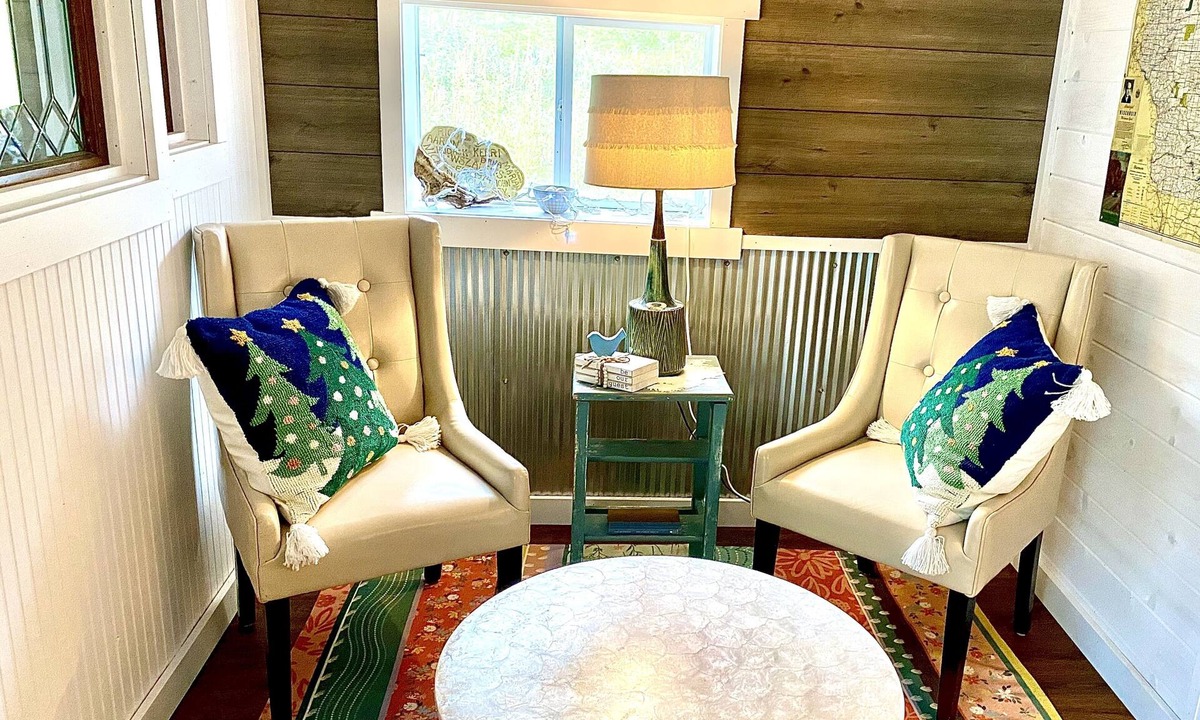 Bayfield House | Quiet, peaceful, spotless studio near Lake Superior and all Bayfield amenities.