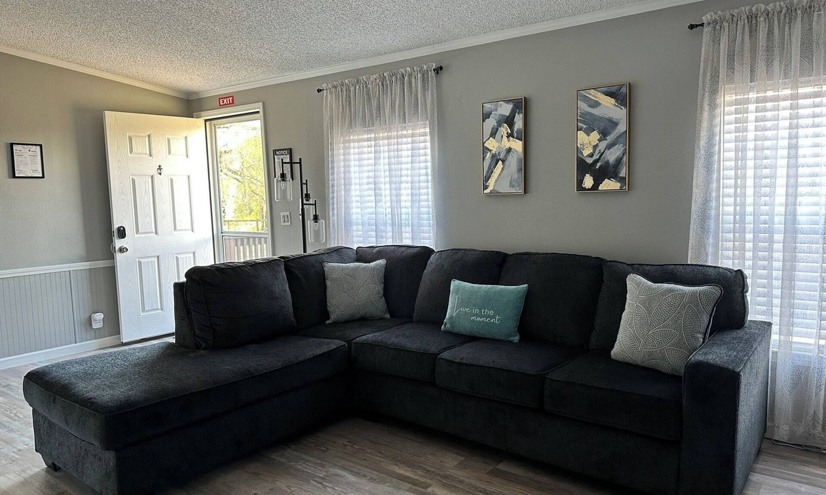 Gainesville House | Quiet Place in the Country