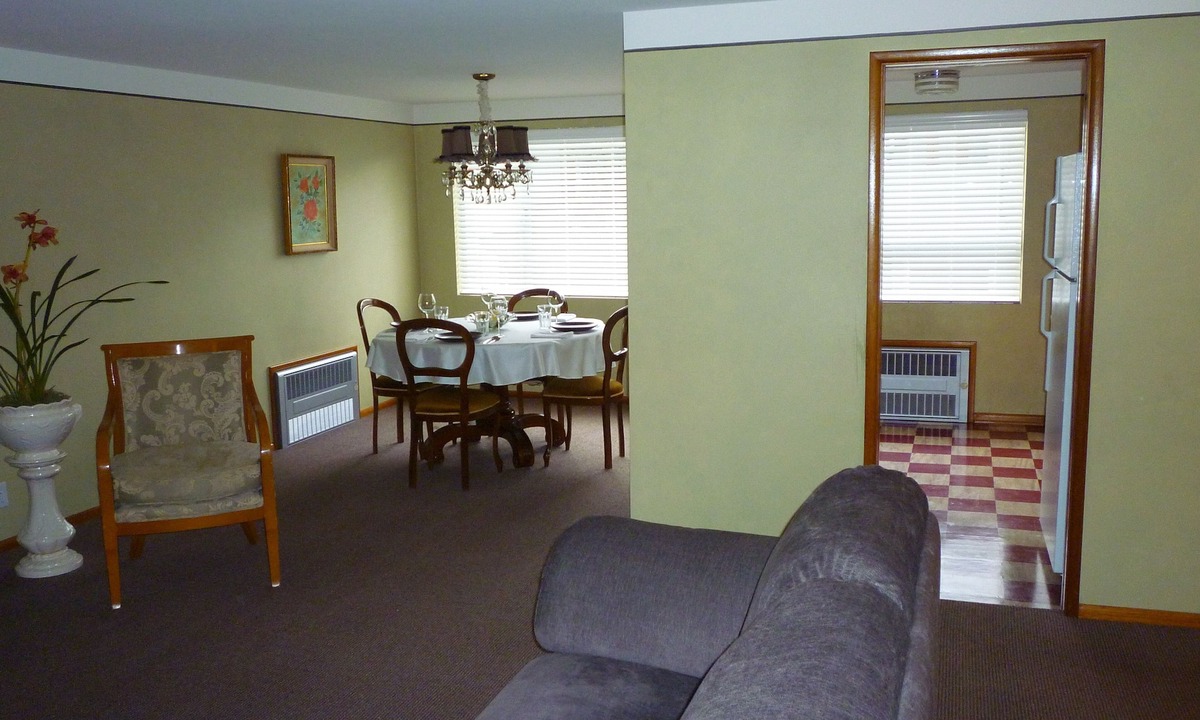 Wallingford Apartment | Quiet Residential Wallingford Neighborhood w/PARKING