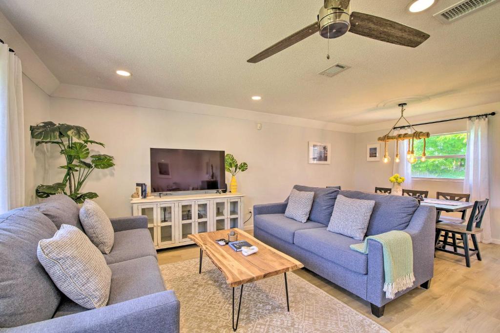 Golden Beach Estates House | Quiet Satellite Beach Home w/Lanai, Walk to Beach