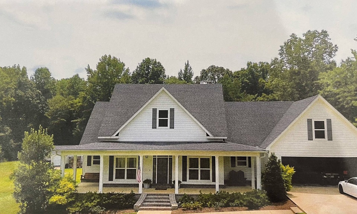 Water Valley House | Quiet, secluded 4 bedroom home with large pool.
