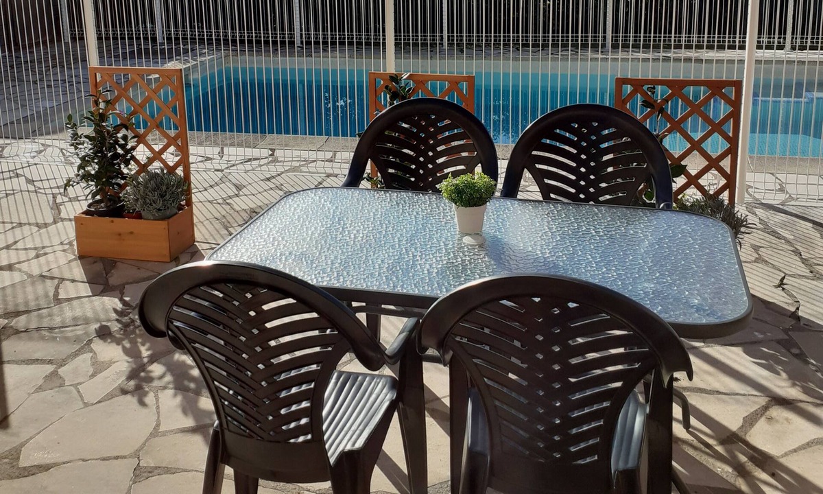 Grasse Apartment | Quiet semi-detached house with swimming pool