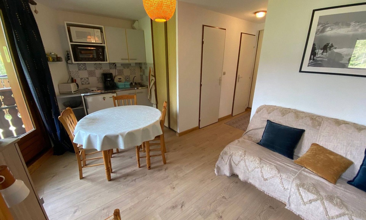 Abondance Apartment | Quiet Studio with Covered Parking