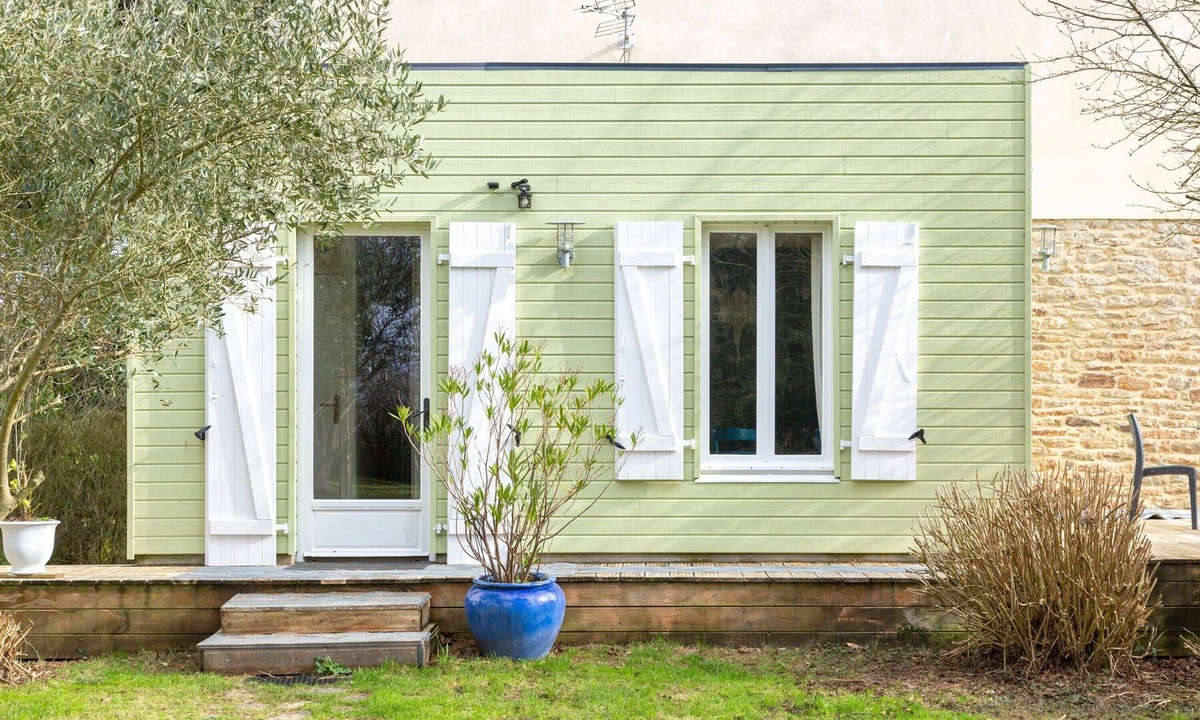Concarneau Apartment | Quiet studio with private terrace and garden, 3 km from the beaches and 5 km from the city center