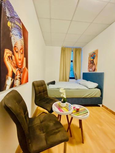 Liesing Apartment | Quiet Well-Connected Area, Comfy 3BR Apartment