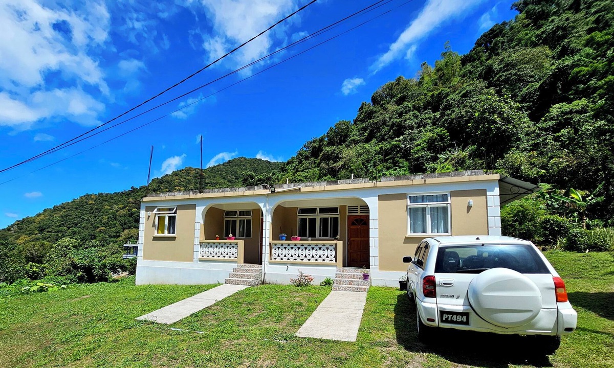 Pointe Michel Apartment | Quietly located apartment near the capital - ideal for excursions & nature lovers.