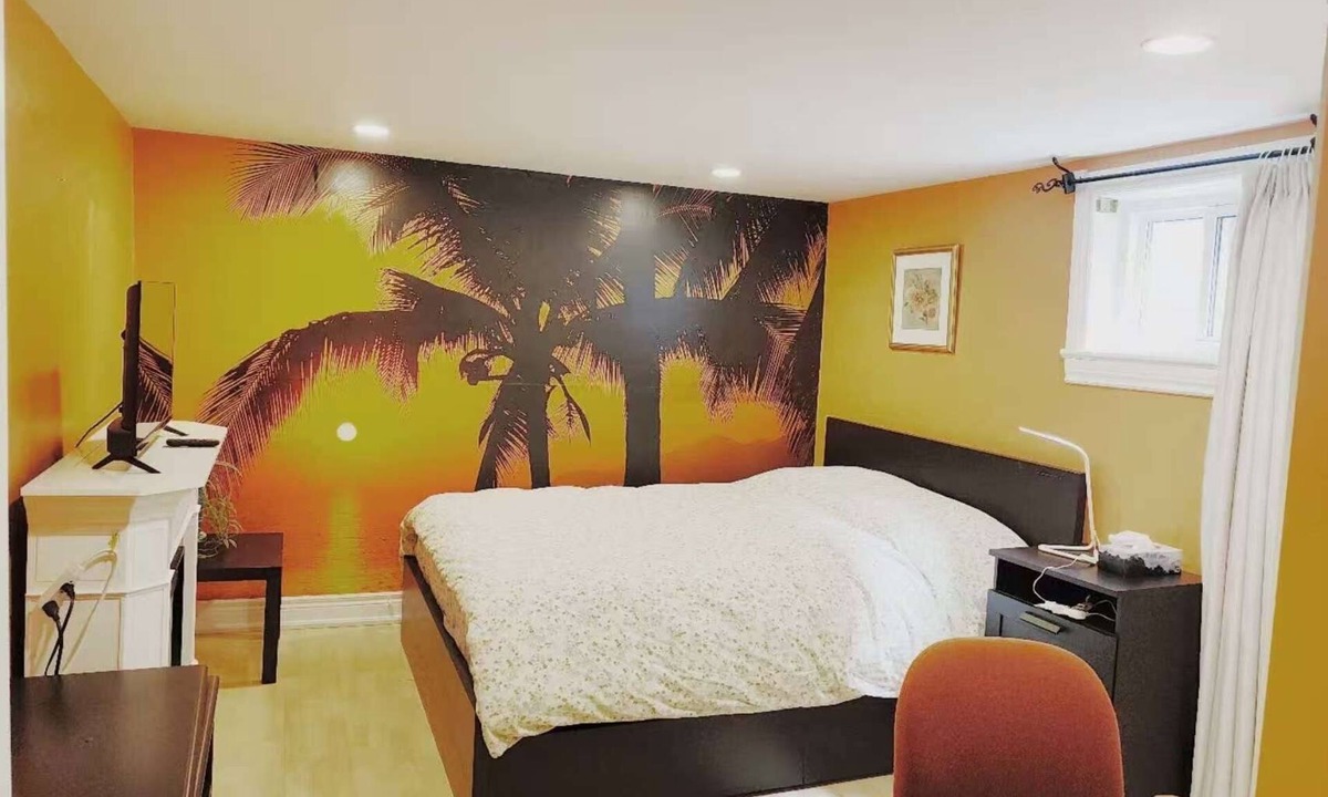 Alderwood House | Quite Basement with separate entrance, Friendly neighborhood,