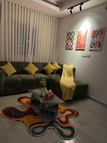 Sari Street Apartment | QY suites
