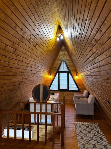 Kasustu Ski Chalet | Qzen Bungalow