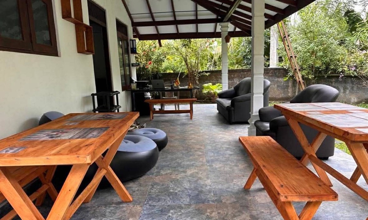 Kathaluwa Hostel | R BackPacker Hostel