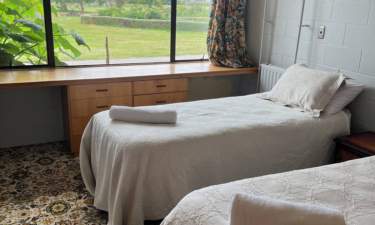 Temuka House | R2Quiet country setting close to ski fields, Levels Raceway and Fonterra factory