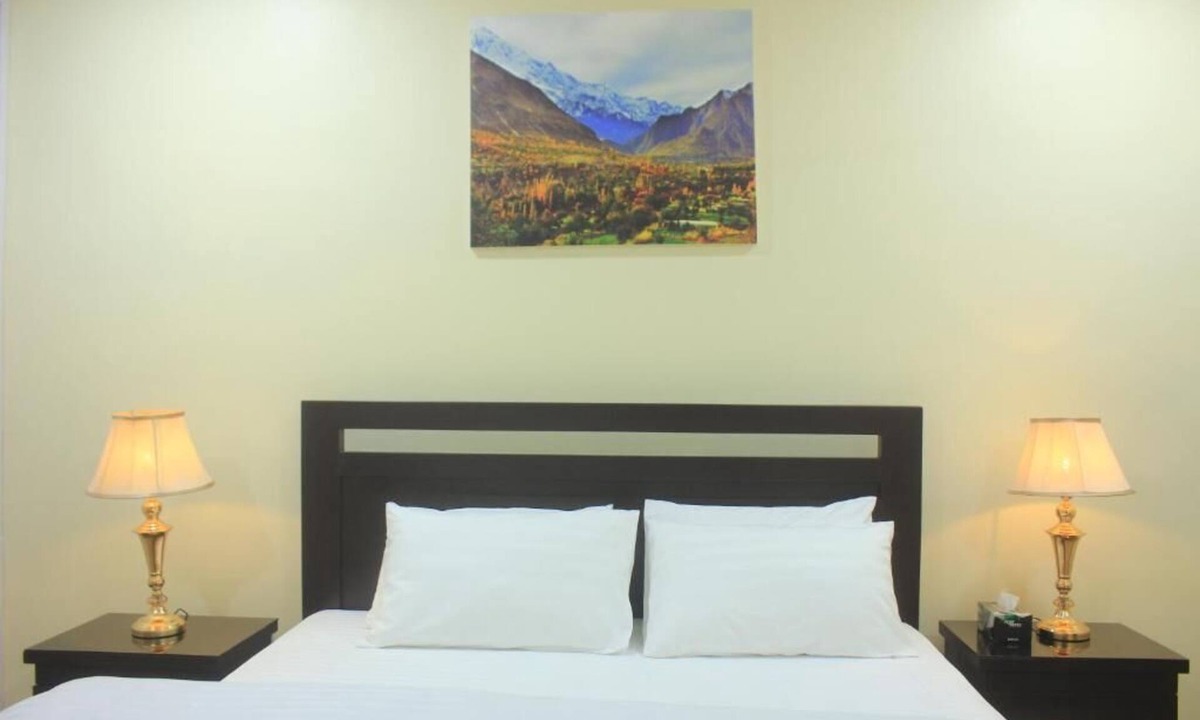 Gilgit Hotel | Raahi hotel