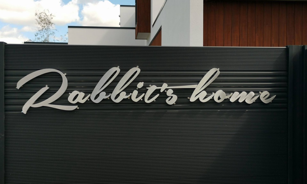 Hamilton House | Rabbits Home- Riverside, Separate courtyard, New 1-bedroom
