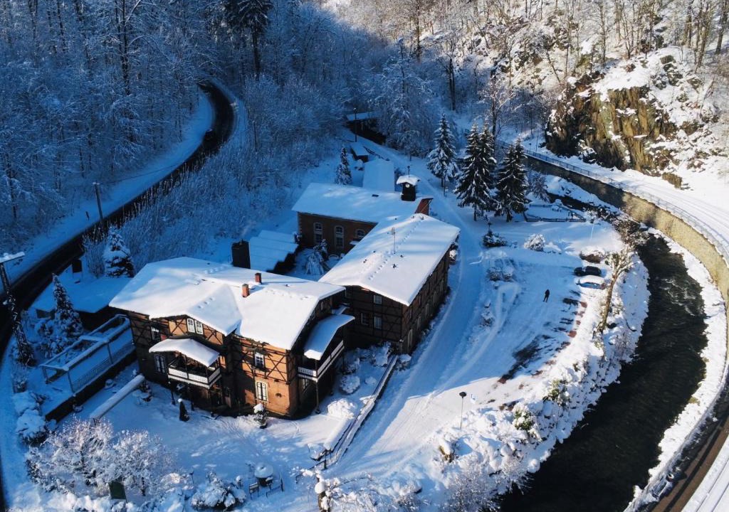 Rabenau Hotel | Rabenauer Mühle "bed & breakfast"