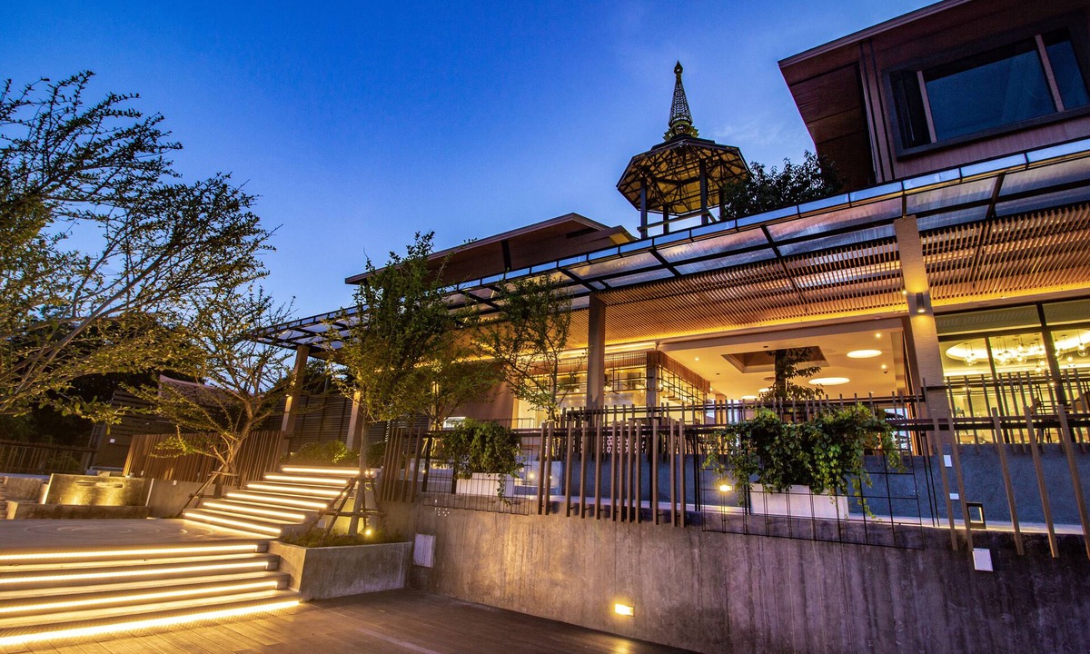 Na Muang Hotel | Rachabhura Hotel