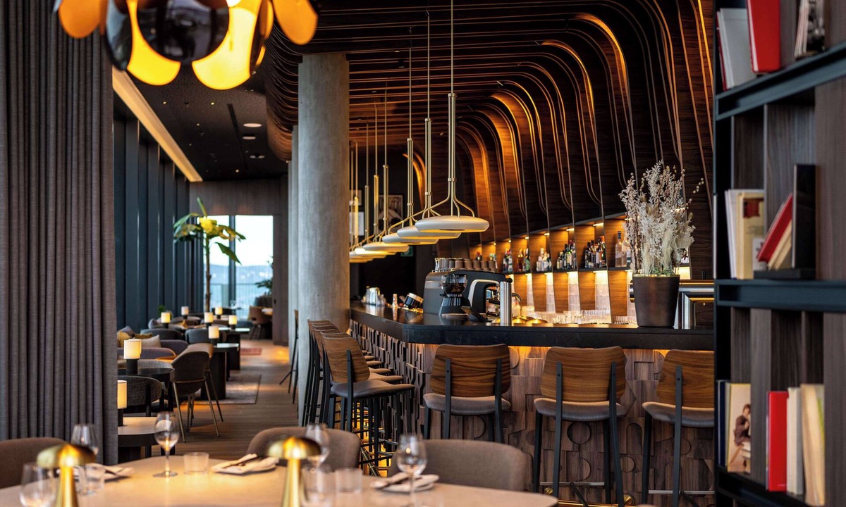 Feuerbach-Ost Hotel | Radisson Blu Hotel At Porsche Design Tower Stuttgart