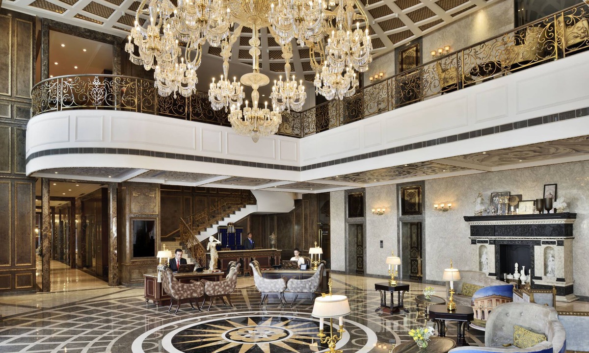 Sector 18 Hotel | Radisson Blu Hotel Noida