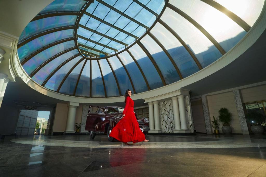 Nanganallur Hotel | Radisson Blu Hotel & Suites GRT Chennai