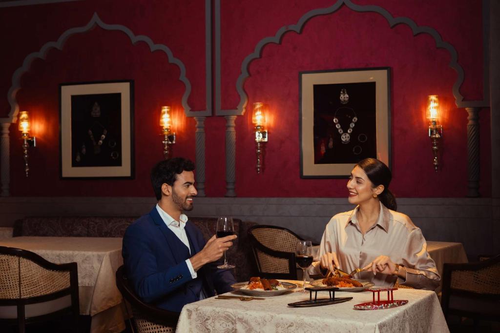 Srinagar Hotel | Radisson Collection Hotel & Spa, Riverfront Srinagar