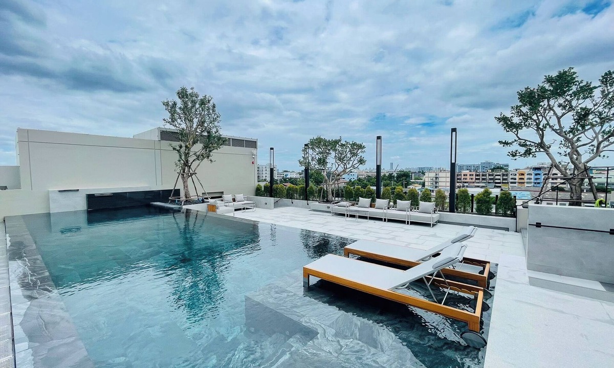 Don Muang Hotel | Radisson Hotel Don Mueang Bangkok