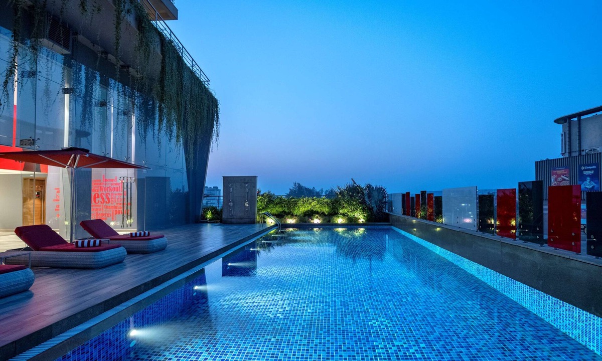 Mohali Hotel | Radisson Red Chandigarh Mohali