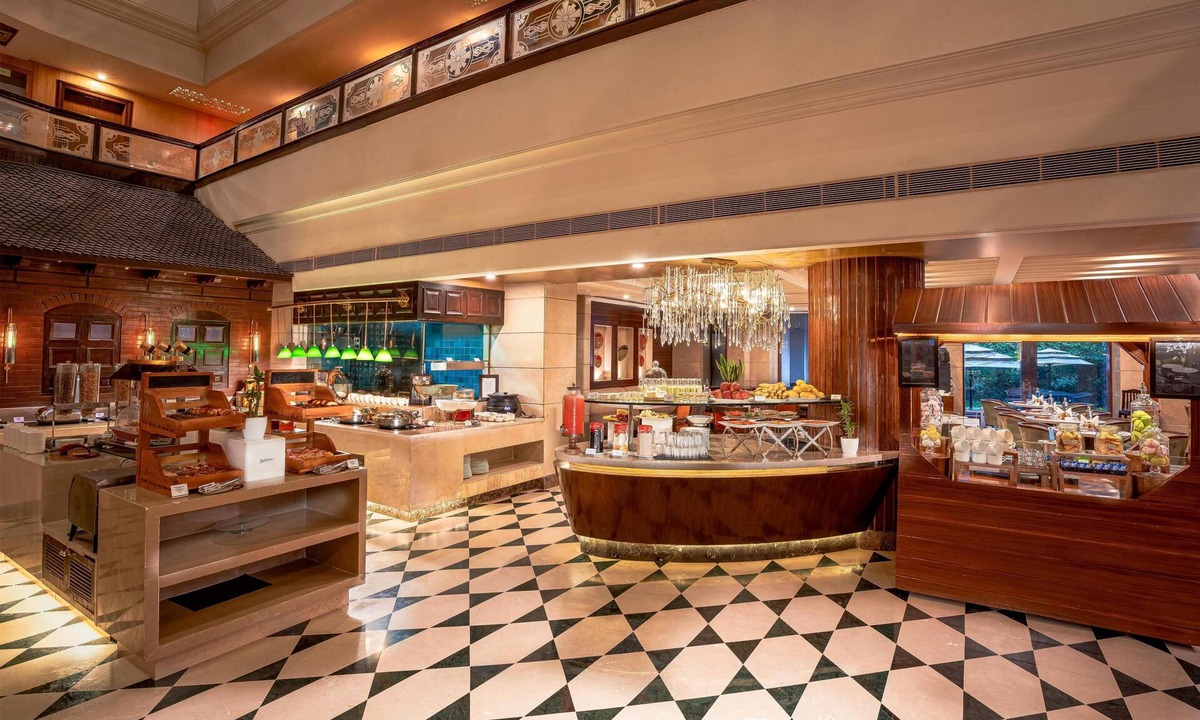 Srinagar Hotel | Radisson Srinagar