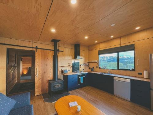 Raglan House | Raglan Rural Retreats - Range View Cottage