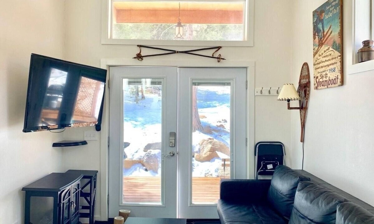 Idaho Springs House | Railway Cabin at Base Camp