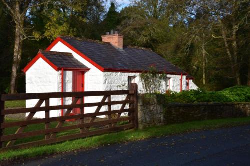 Donegal House | Railway Crossing Cottage