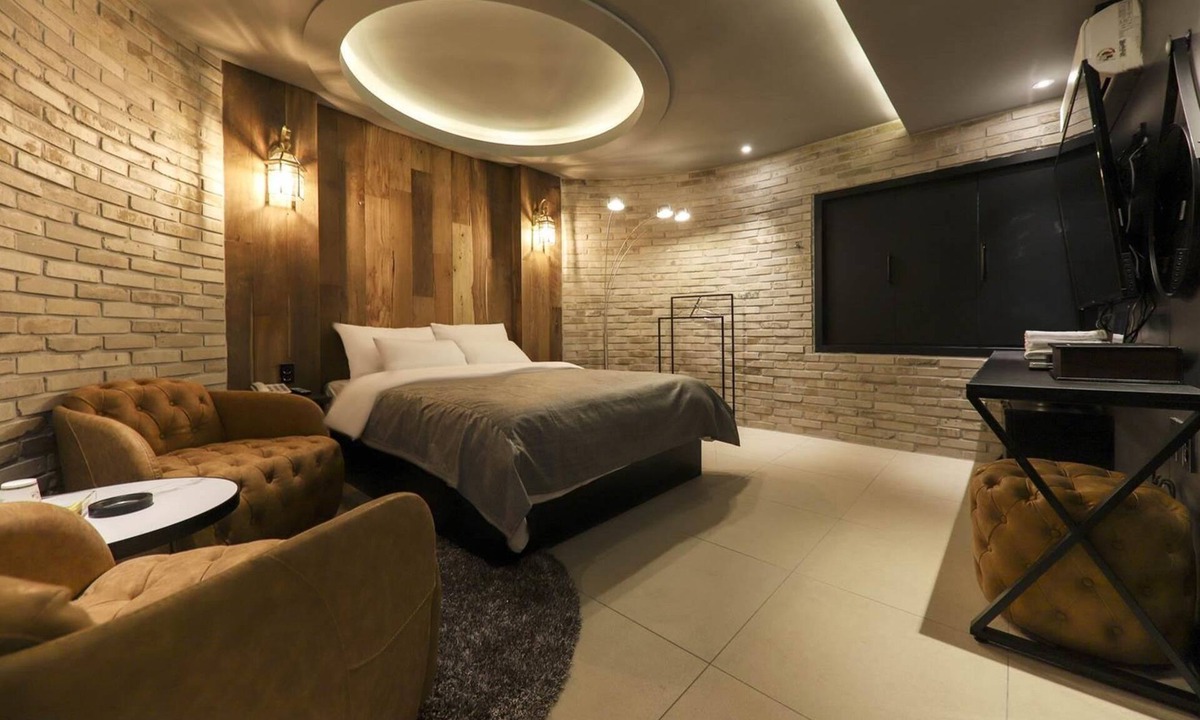 Seo-gu Hotel | Rainbow Hotel