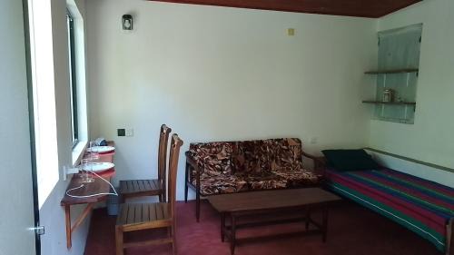 Thalaramba House | Rainbow mountain villa