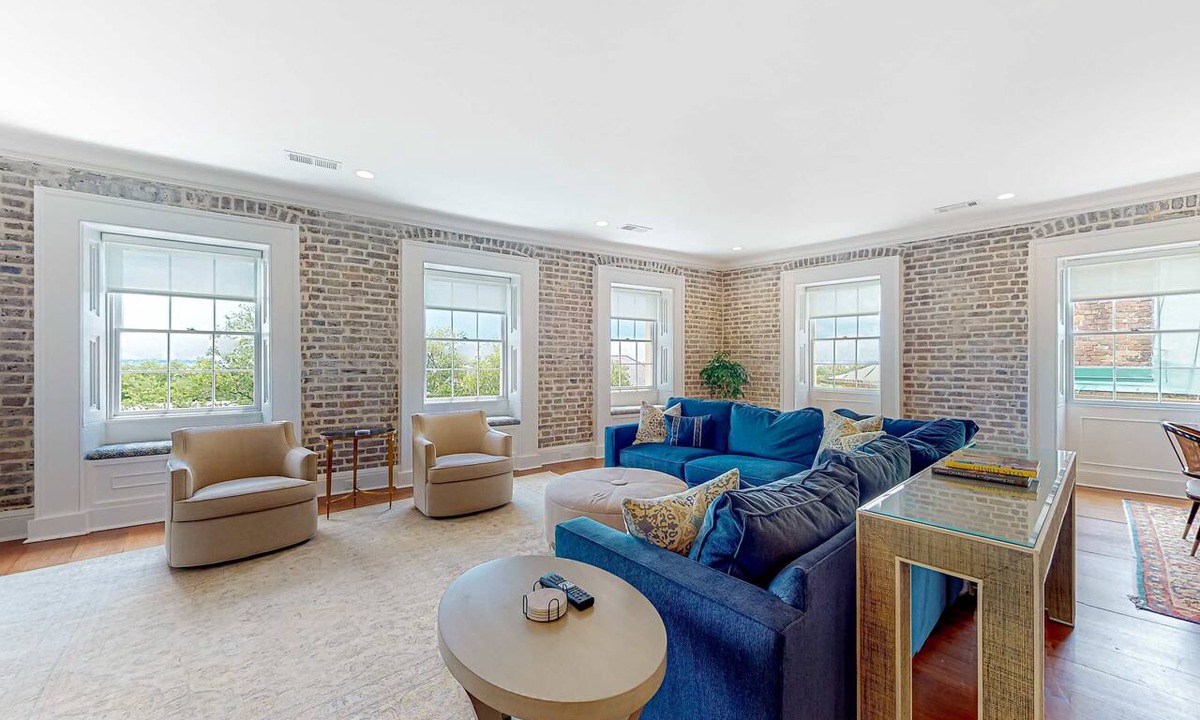 South of Broad Condo | Rainbow Row Pied-À-Terre Condo in Charleston