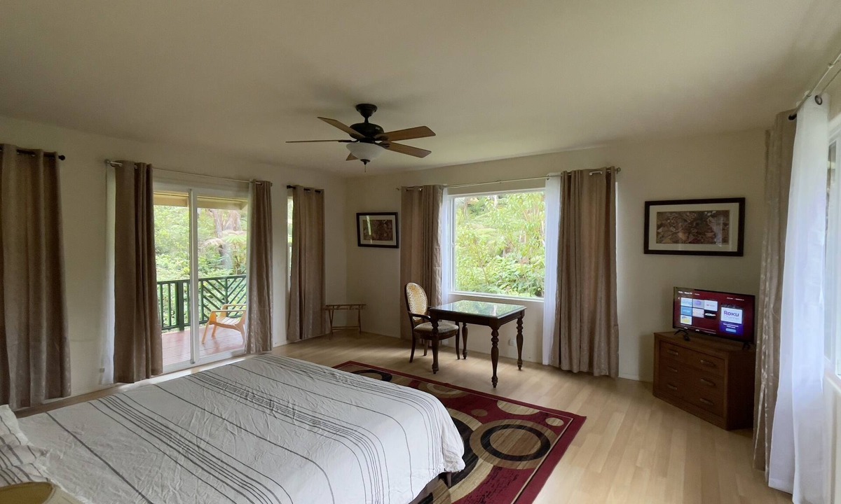 Volcano Bed & Breakfast | Rainforest Room