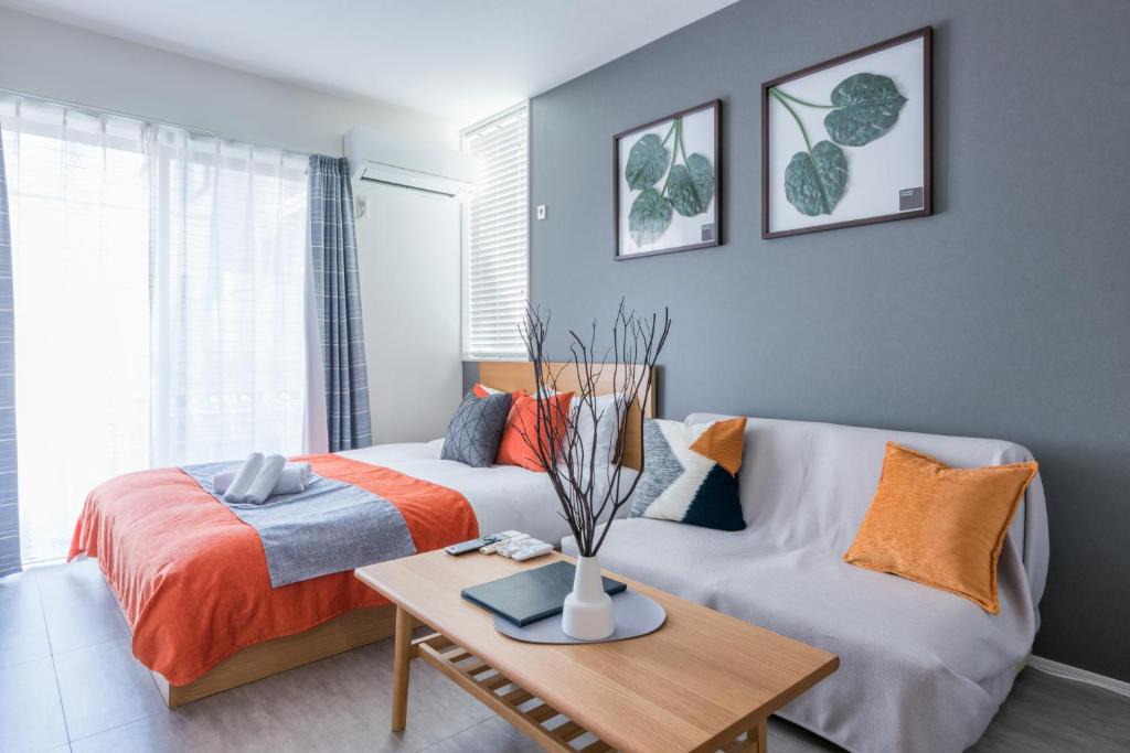 Katasekaigan Apartment | Raku
