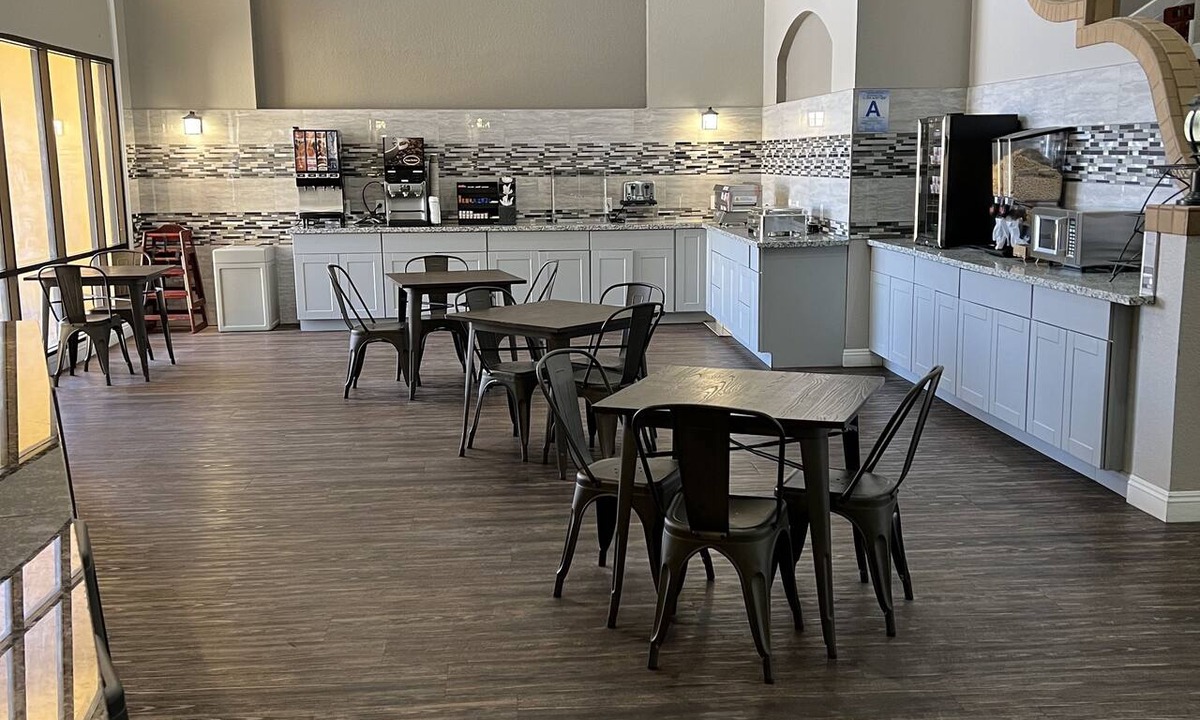 Barstow Hotel | Ramada by Wyndham Barstow
