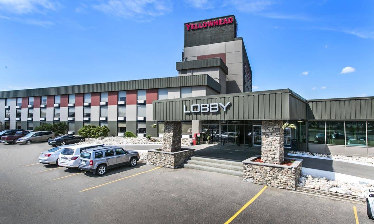 Northwest Edmonton Hotel | Ramada by Wyndham Edmonton Yellowhead NW