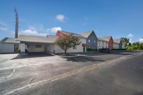 Effingham Hotel | Ramada by Wyndham Effingham