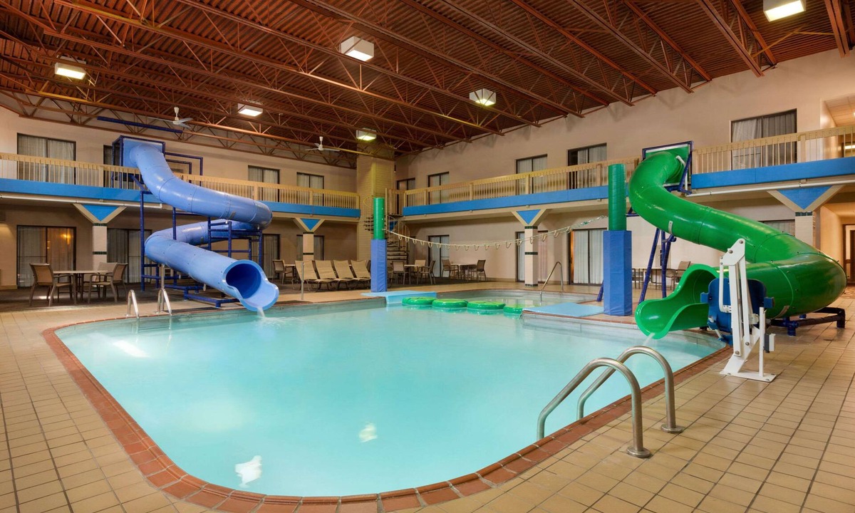 Fargo Hotel | Ramada by Wyndham Fargo