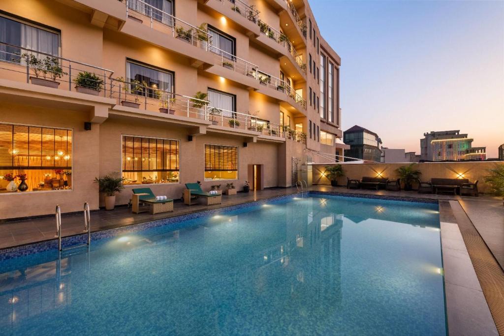 Katra Hotel | Ramada by Wyndham Katra Station Road