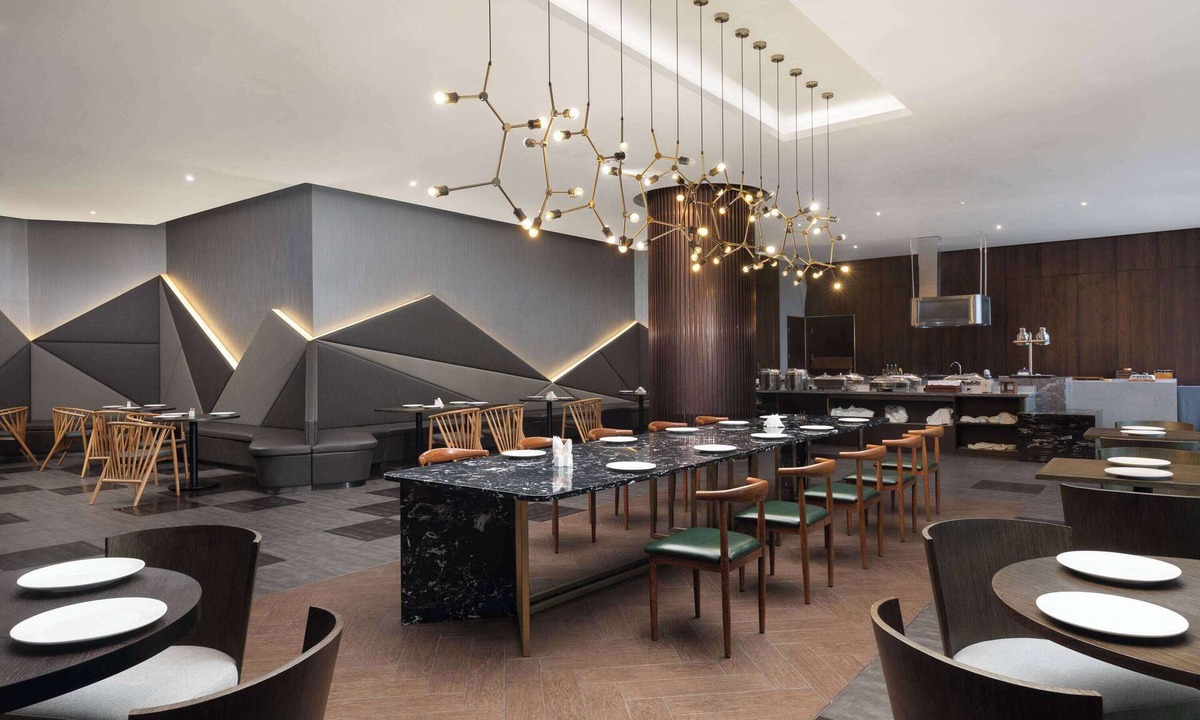 Jingkou District Hotel | Ramada by Wyndham Zhenjiang Dagang New District