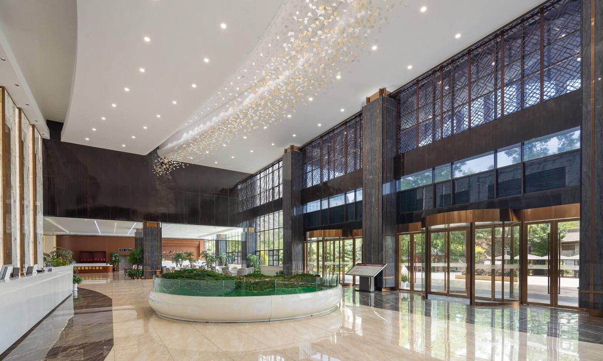 Jianshi County Hotel | Ramada Encore By Wyndham Enshi Huaxi Valley
