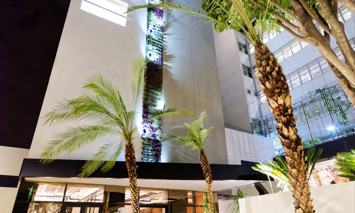 Zona Leste Hotel | Ramada Encore Centro (Tiradentes)