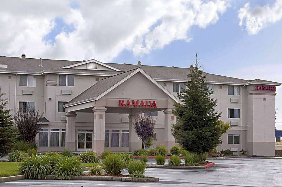 Redding Hotel | Ramada Limited Redding