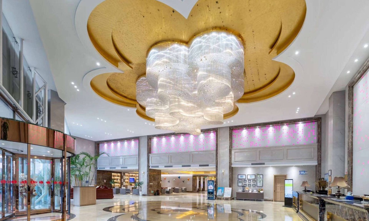 Lanshan District Hotel | Ramada Linyi North
