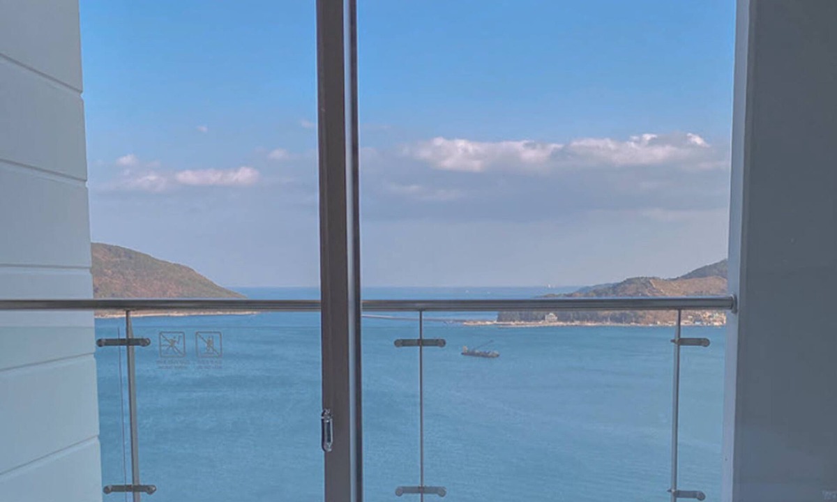 Irun-myeon Hotel | Ramada Suites Geoje