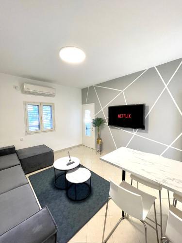 Haifa Apartment | Rambam BEACH apartment
