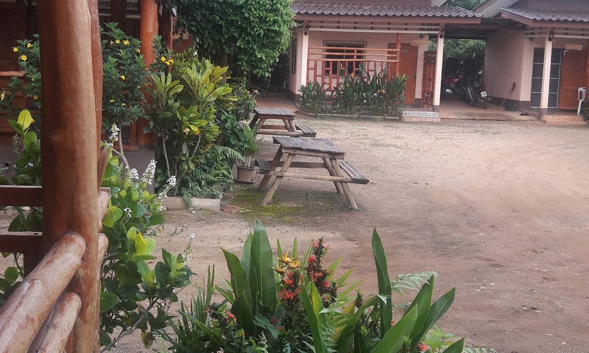 Sop Ruak House | Ramidahost2